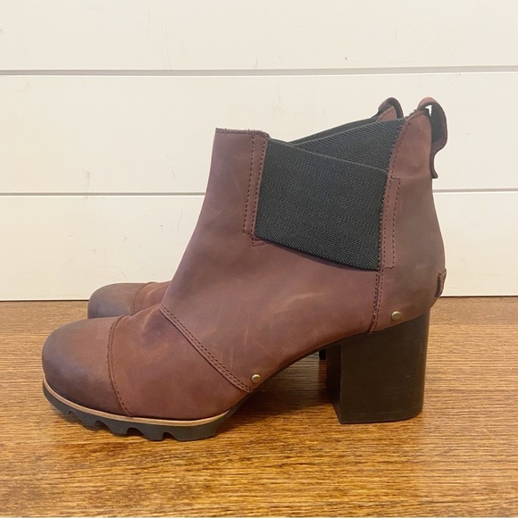 Sorel | Women’s Addington Chelsea Suede Leather Bootie in Redwood Size 11 - Picture 2 of 14